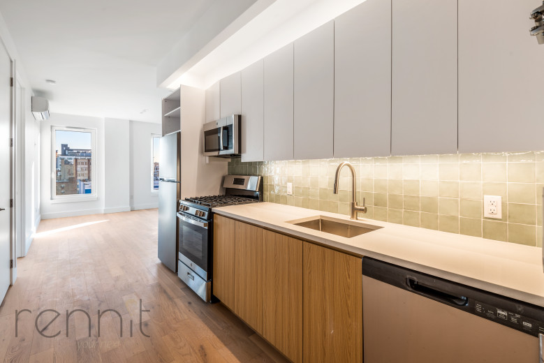58 Vanderbilt Ave, Apt 6A Image 1