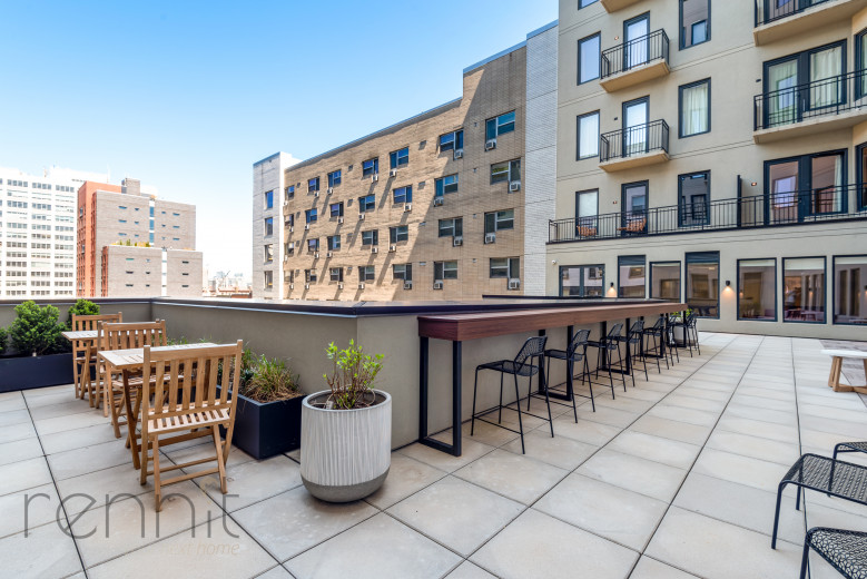 58 Vanderbilt Ave, Apt 6A Image 14
