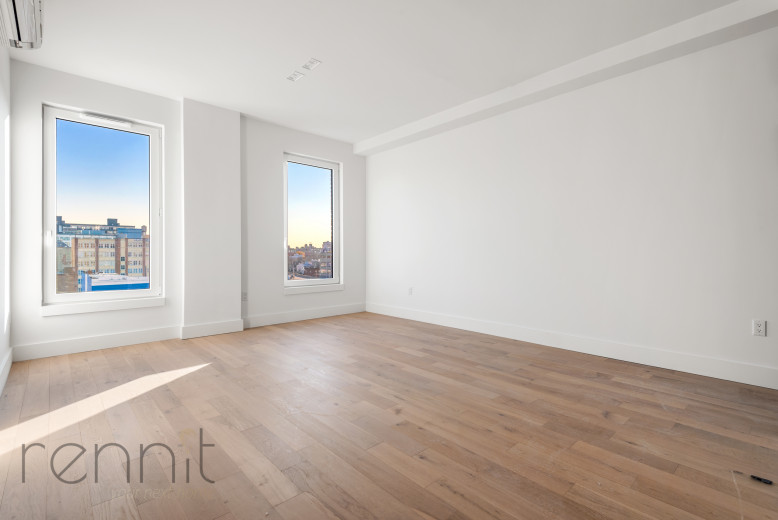 58 Vanderbilt Ave, Apt 6A Image 3