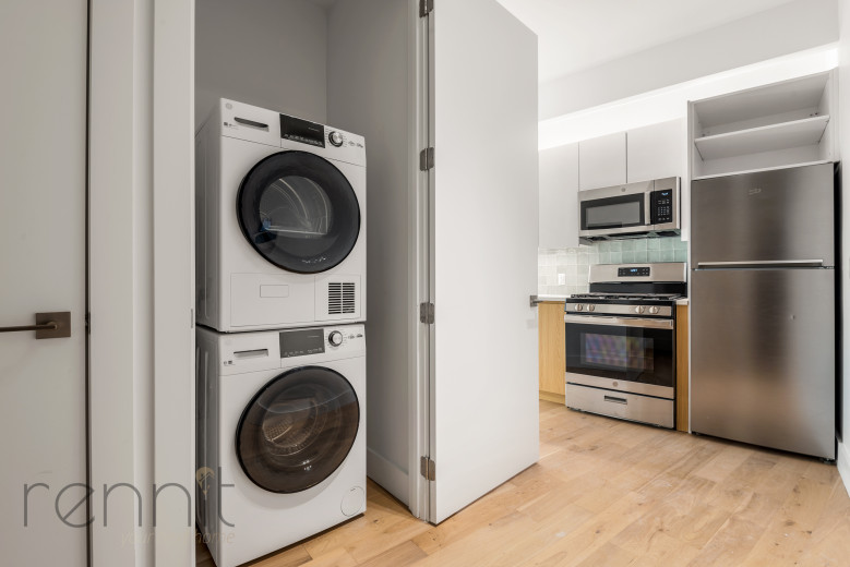58 Vanderbilt Ave, Apt 6L Image 4