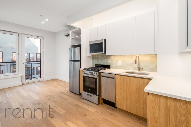 58 Vanderbilt Ave, Apt 6P Image 2