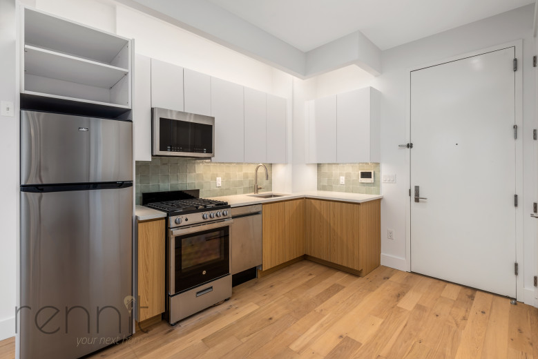 58 Vanderbilt Ave, Apt 6P Image 7