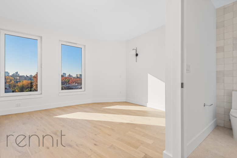 58 Vanderbilt Ave, Apt 6C Image 9
