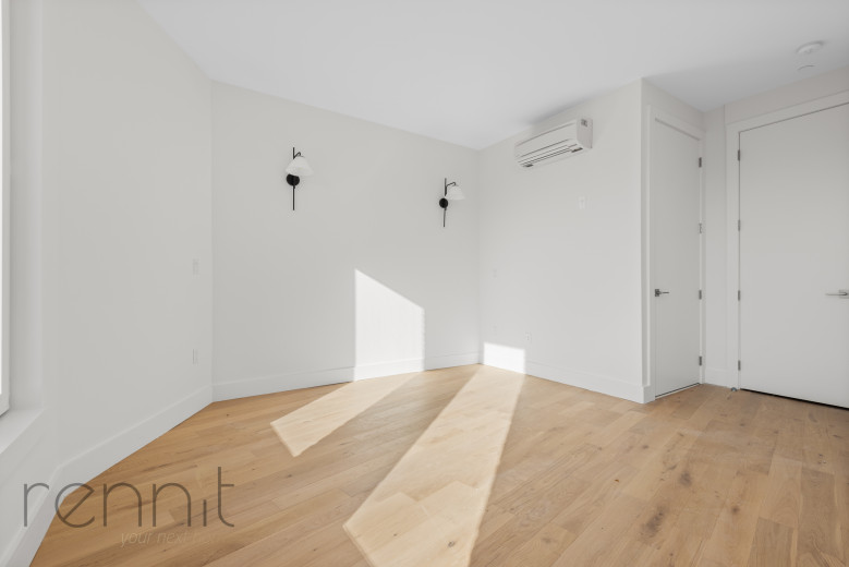 58 Vanderbilt Ave, Apt 6C Image 11