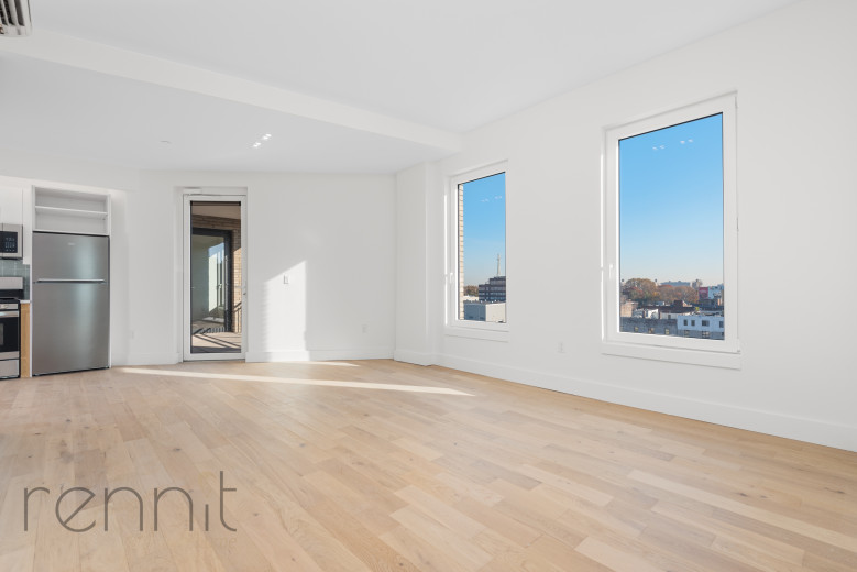 58 Vanderbilt Ave, Apt 6C Image 4