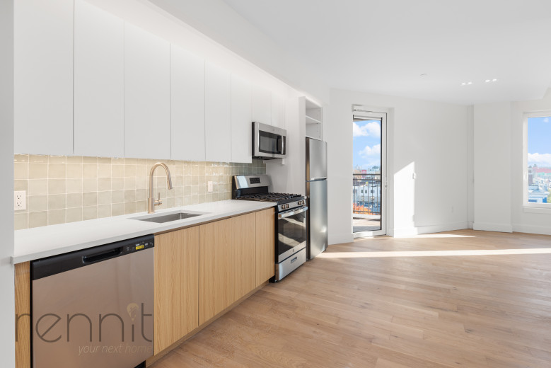 58 Vanderbilt Ave, Apt 6C Image 6
