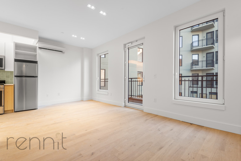 58 Vanderbilt Ave, Apt 5Q Image 5