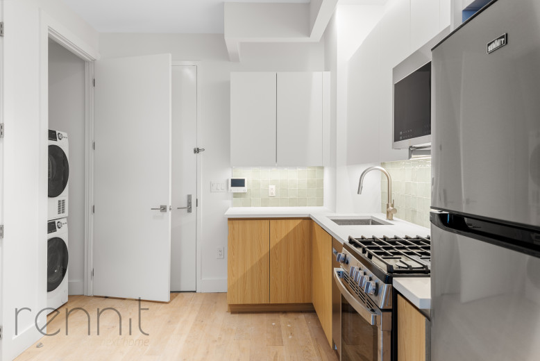 58 Vanderbilt Ave, Apt 5Q Image 6