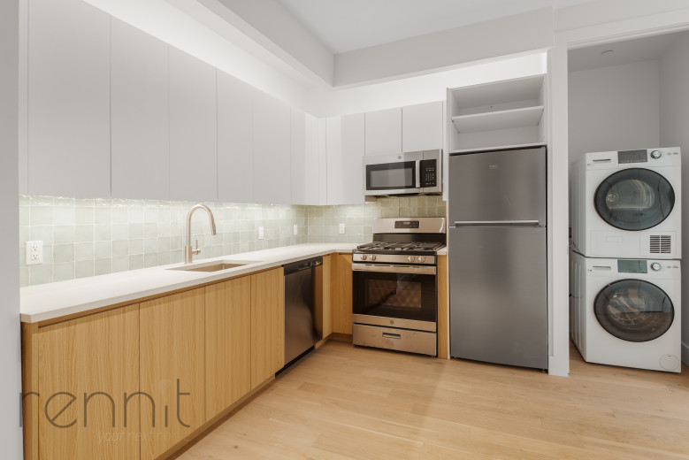 58 Vanderbilt Ave, Apt 5C Image 6