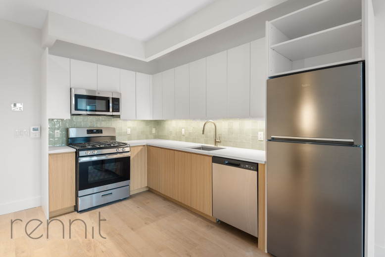58 Vanderbilt Ave, Apt 7B Image 2