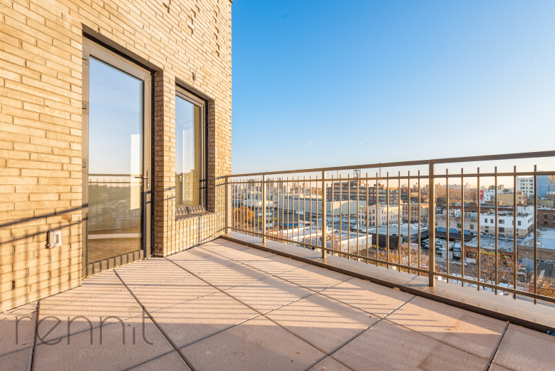 58 Vanderbilt Ave, Apt 7B Image 3