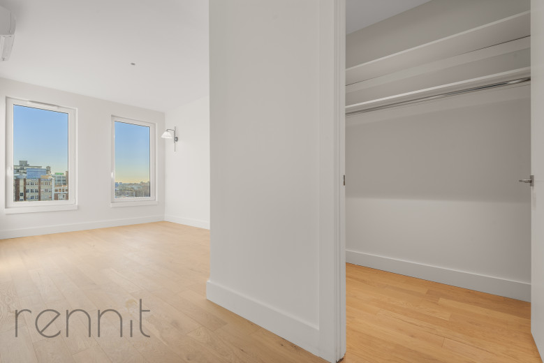 58 Vanderbilt Ave, Apt 7B Image 7