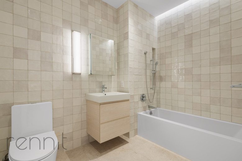 58 Vanderbilt Ave, Apt 7B Image 9