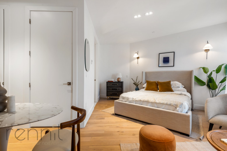 58 Vanderbilt Ave, Apt 7P Image 8