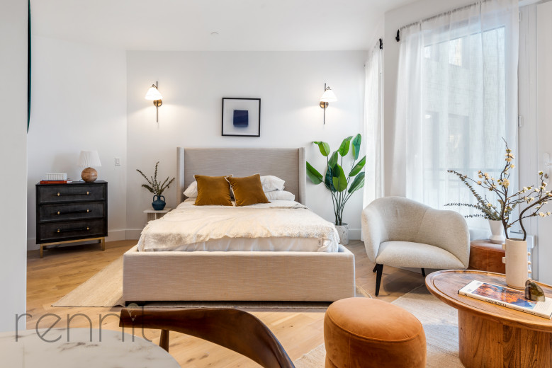 58 Vanderbilt Ave, Apt 7P Image 5