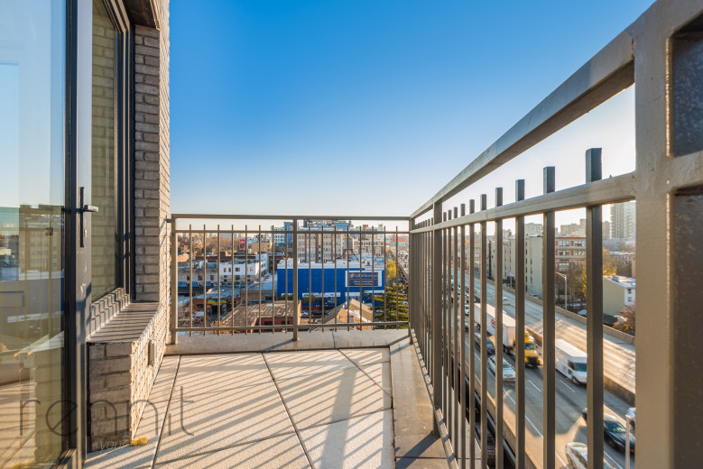 58 Vanderbilt Ave, Apt 7C Image 2