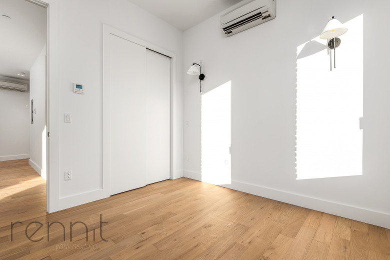 58 Vanderbilt Ave, Apt 7L Image 8