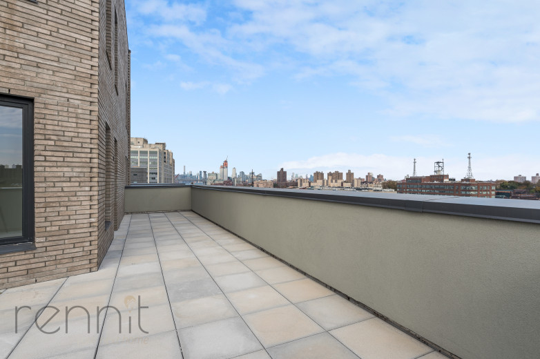 58 Vanderbilt Ave, Apt 8C Image 4