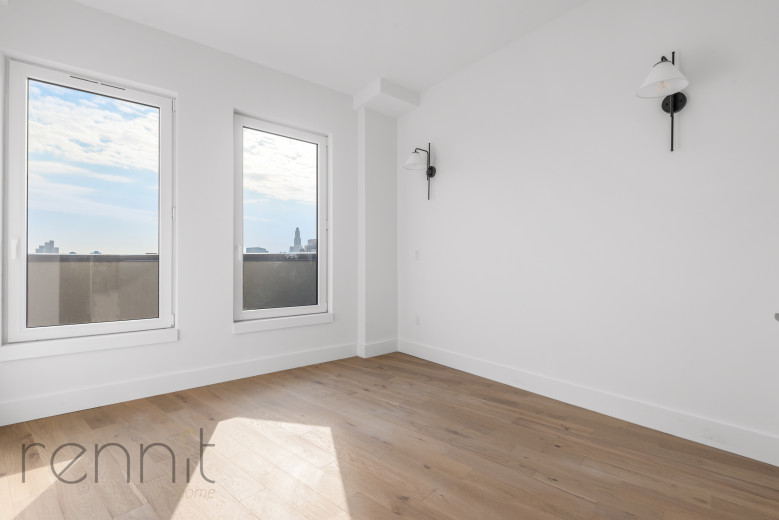 58 Vanderbilt Ave, Apt 8C Image 10