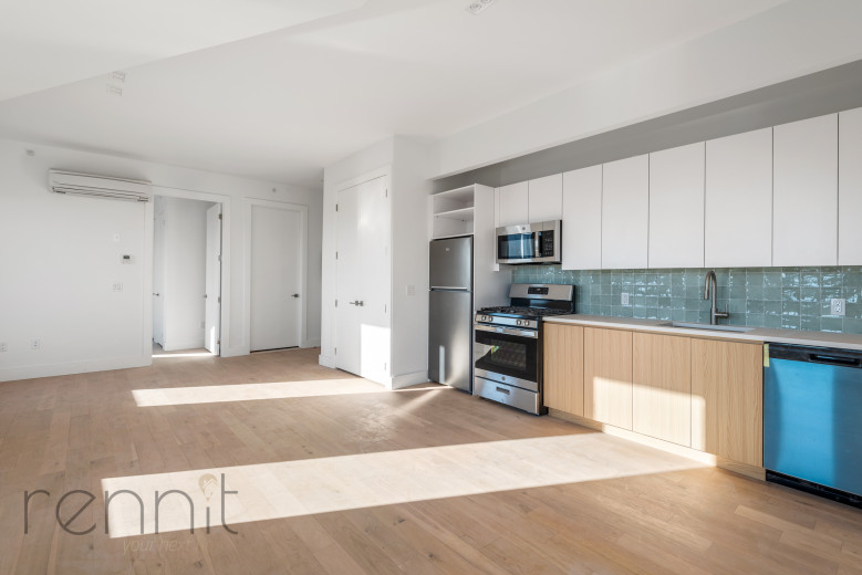 58 Vanderbilt Ave, Apt 8K Image 2