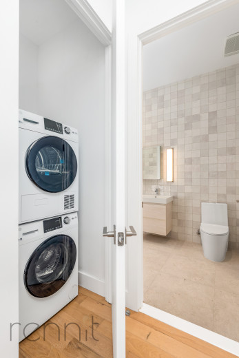 58 Vanderbilt Ave, Apt 8N Image 7