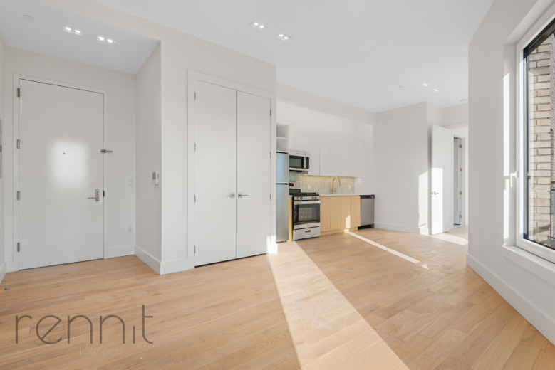 58 Vanderbilt Ave, Apt 9K Image 3