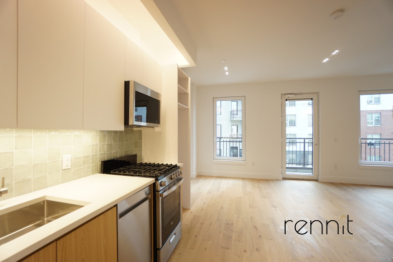 58 Vanderbilt Ave, Apt 9Q Image 4