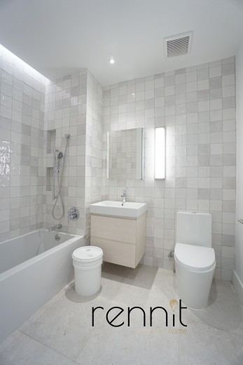 58 Vanderbilt Ave, Apt 9Q Image 5