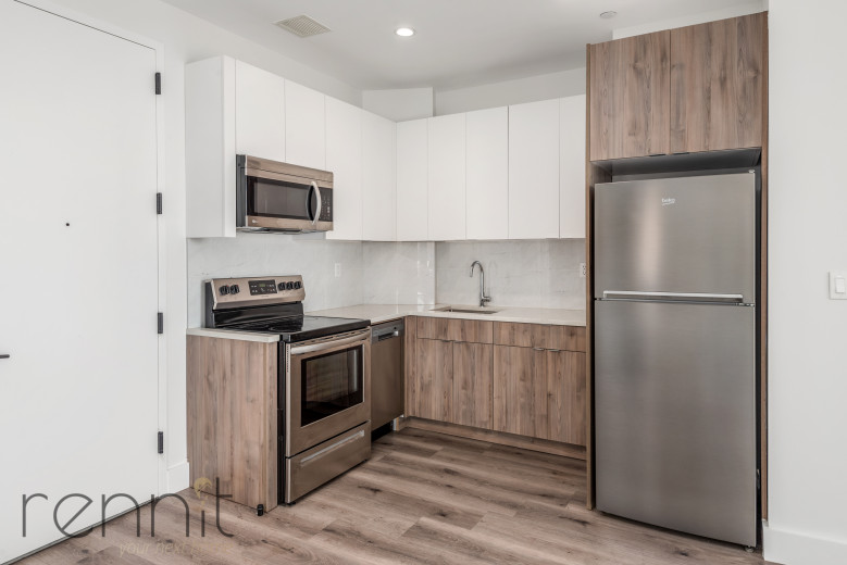 125 Kings Hwy, Apt 6A Image 2