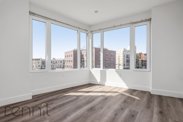 125 Kings Hwy, Apt 6A Image 6